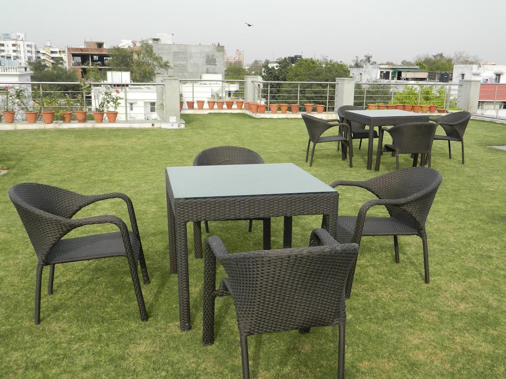 Couette-café 76 Friends Colony
