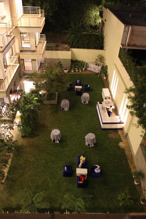 Couette-café 76 Friends Colony 3*